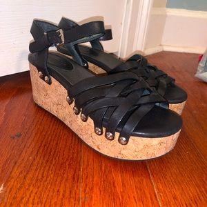 Size 37 Bussola wedges.